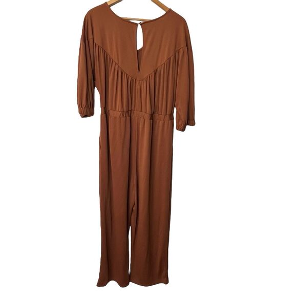 Welcome to my closet! - Picture 4 of 12